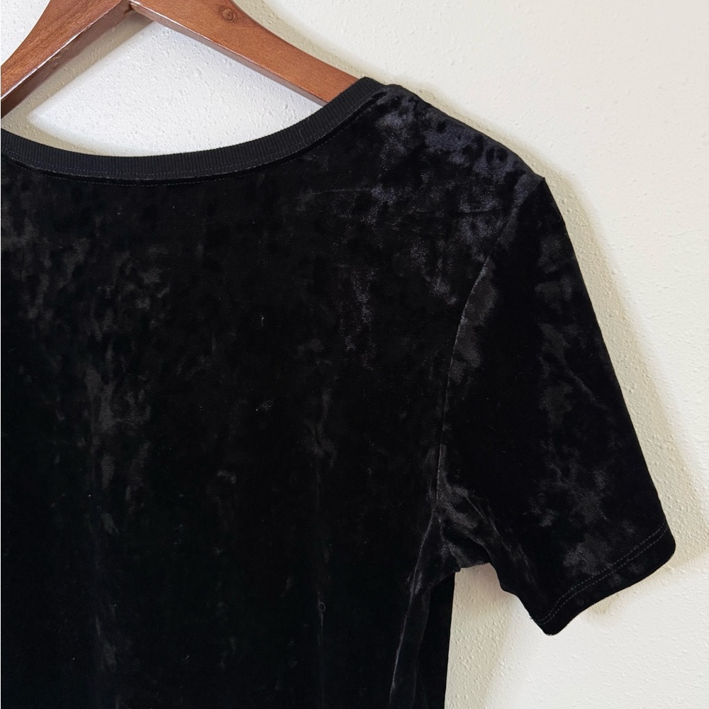 Z Supply Black Crushed Velvet V-Neck Top Velour Tee M